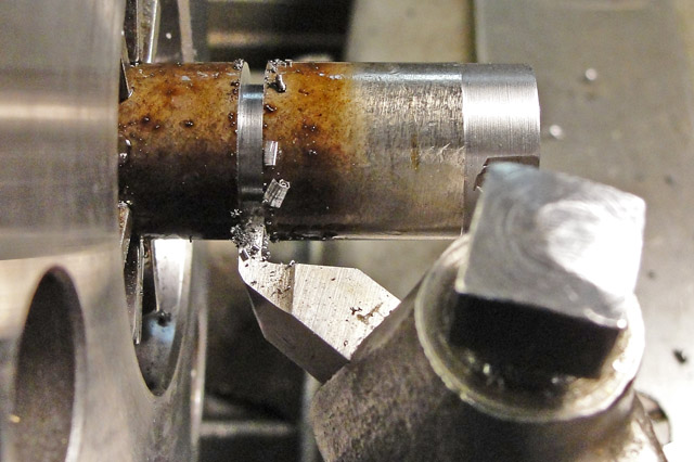 Set length with a plung cut-off tool.