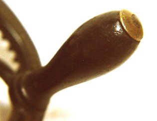 Crank handle - attached like a No.1, Type 000
